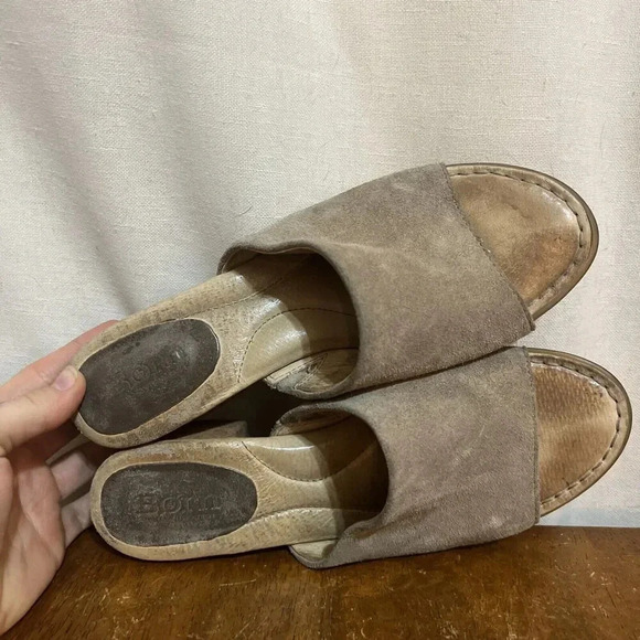 BORN Platform Slide Sandals Womens Size 7 Leather Suede Block Heel Open Toe Chic - Picture 4 of 11